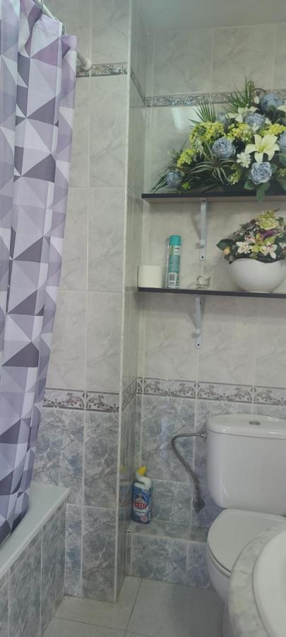 Acuario Shared Flat Piso Compartido Est Partage الشقة مشتركة Apartment Benalmadena Ngoại thất bức ảnh
