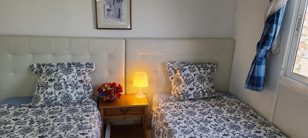 Acuario Shared Flat Piso Compartido Est Partage الشقة مشتركة Apartment Benalmadena Ngoại thất bức ảnh